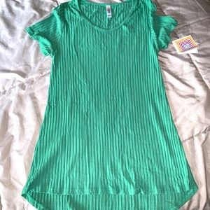 LuLaRoe Classic T